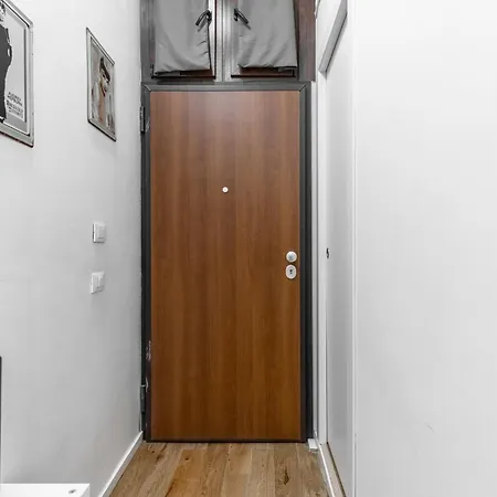 Cozy Study Room- Navigli -bocconi Naba Apartment Milan